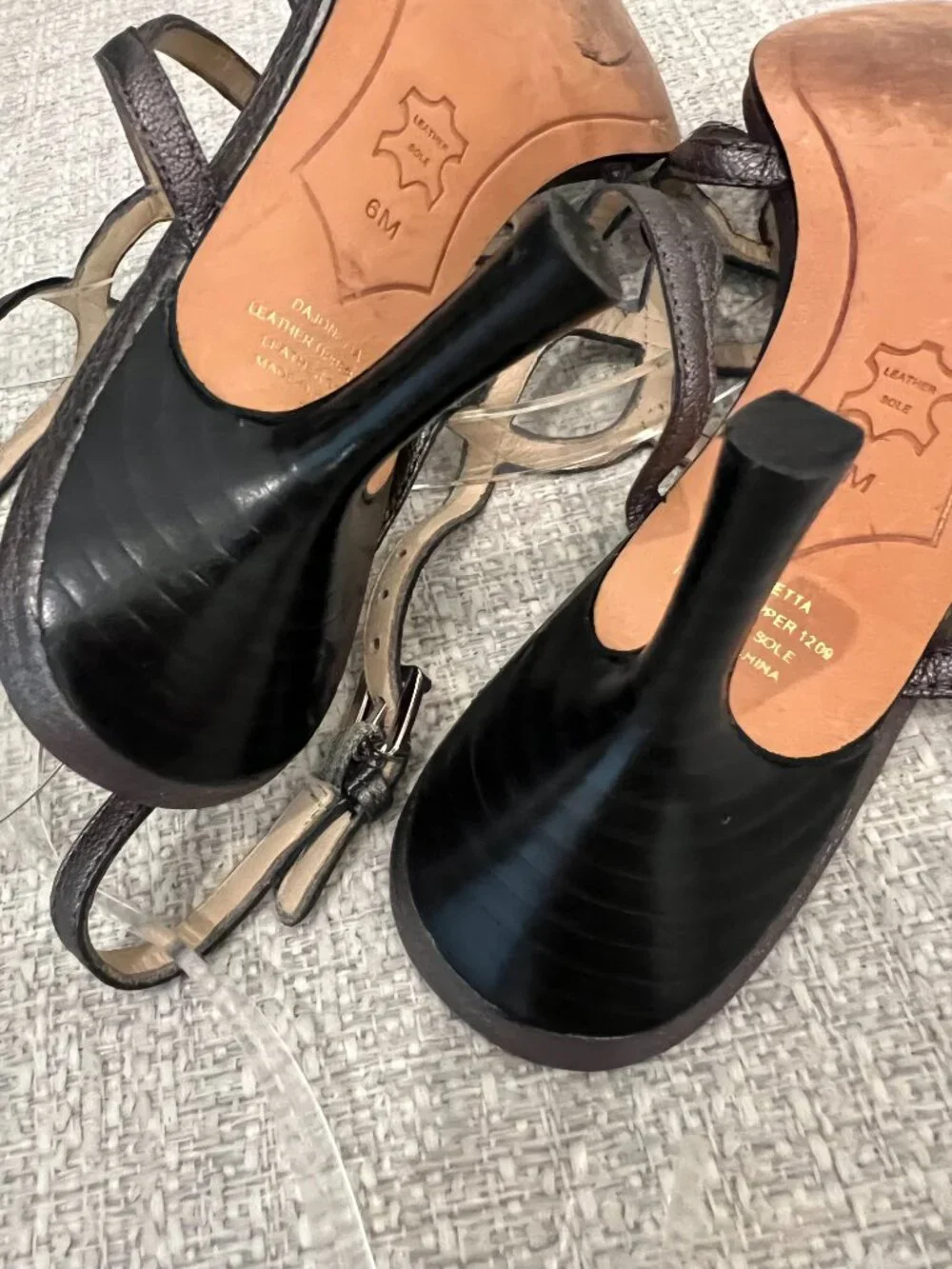Joan & David Black Leather Strappy Ankle Strap Sandals Heels Size 6M
